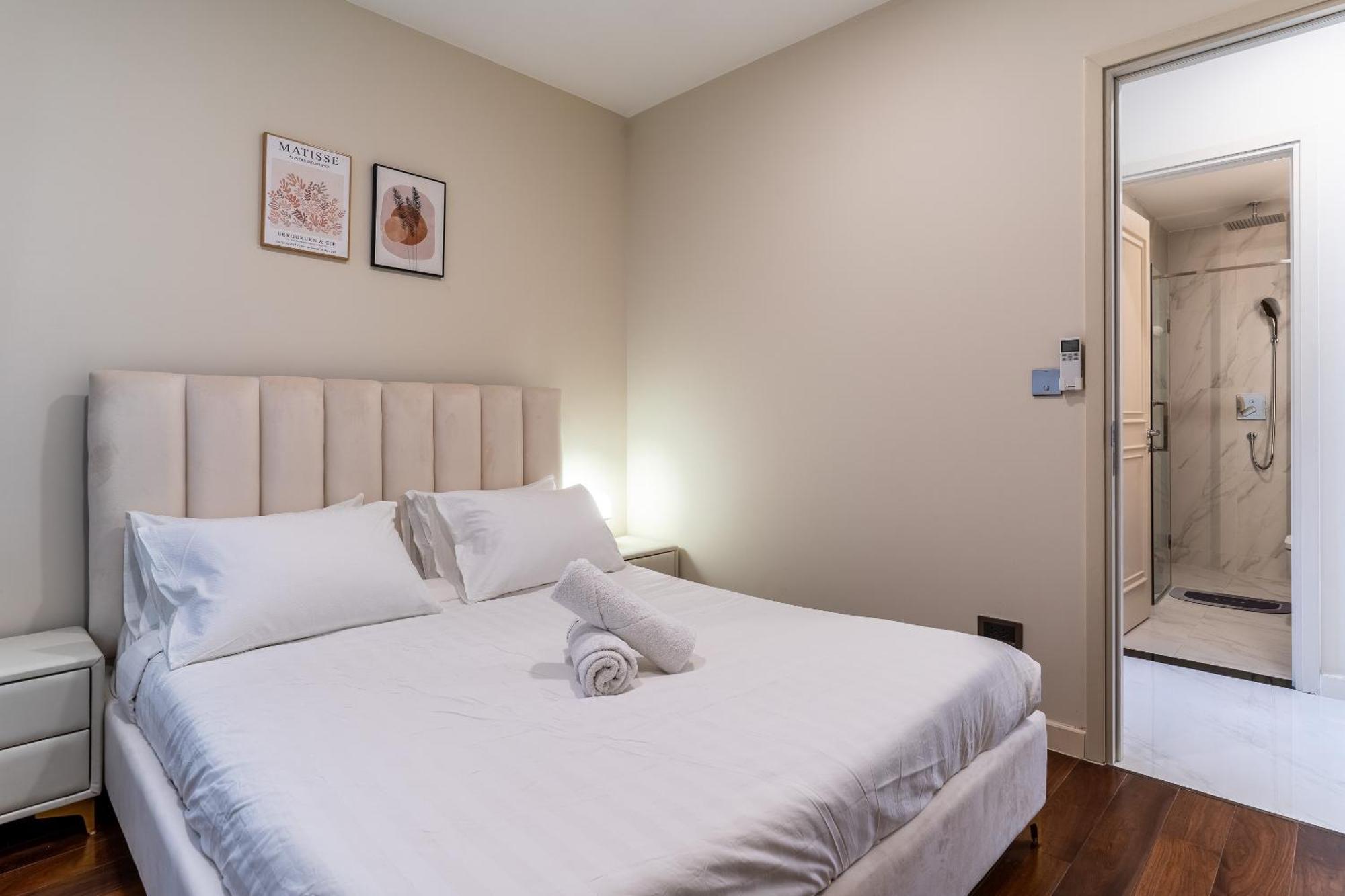 Delux D1,3bedrooms,2 Bath,pool,gym * TP. Hồ Chí Minh