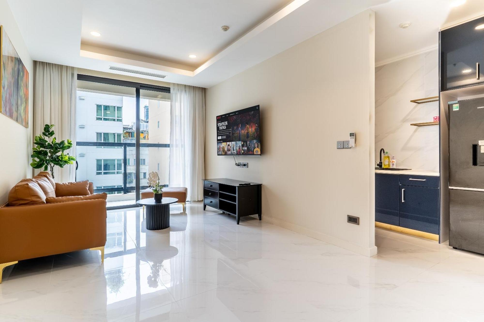 Delux D1,3bedrooms,2 Bath,pool,gym Căn hộ *